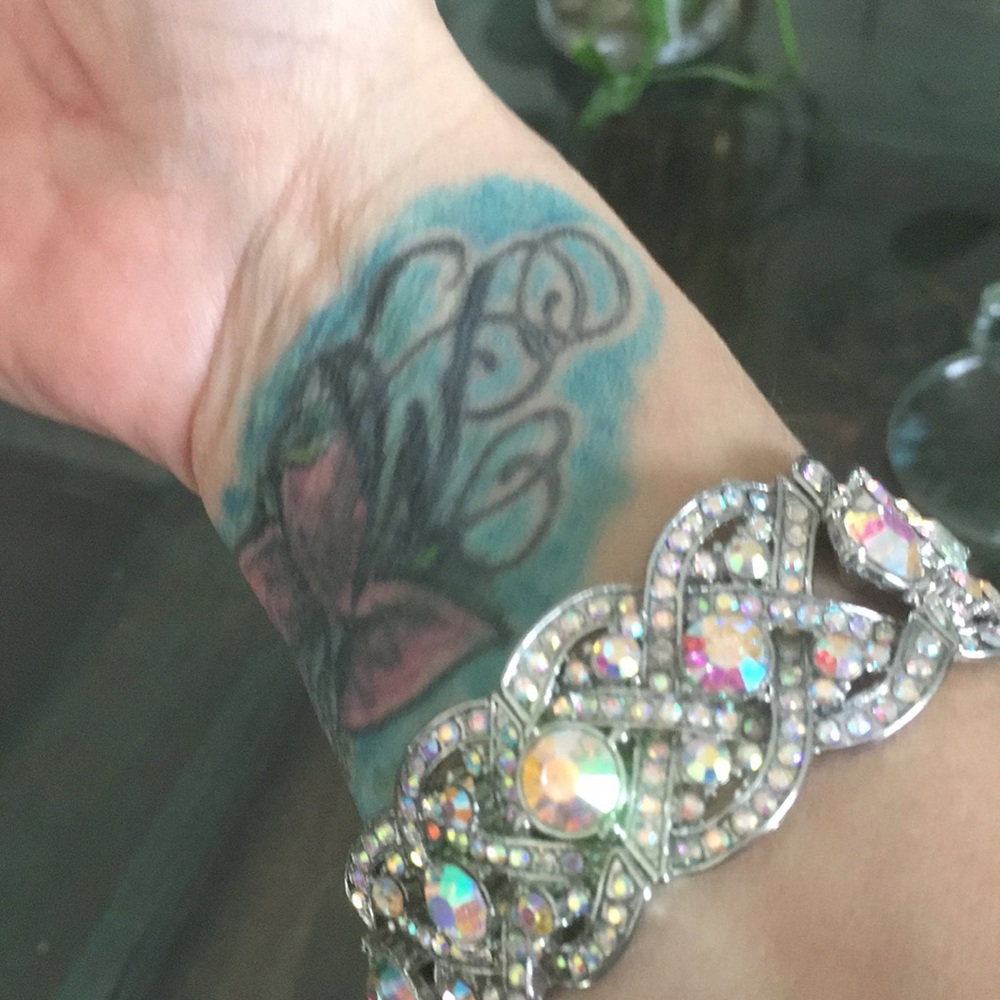 Gorgeous bracelet - Picture 3 of 3